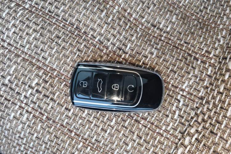 Used Chery Tiggo 7 PLUS New Energy 2023 Champion Edition 1.5T 100KM Speedy Version Vehicle Key