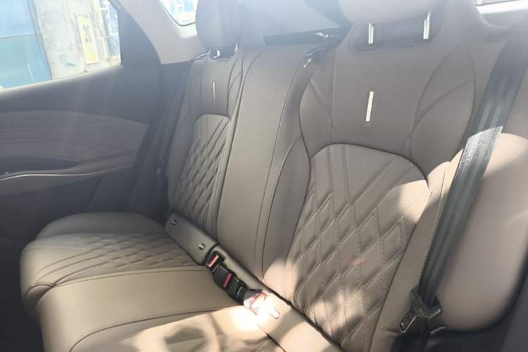 Used Chery Tiggo 7L 2026 Model 1.5T DCT Prestige Edition Left Rear Seat