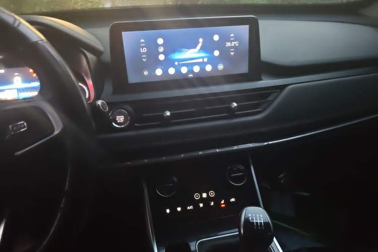 Used Chery Tiggo 8 2019 1.5 TCI Manual Elite Model Audio And AC Panel