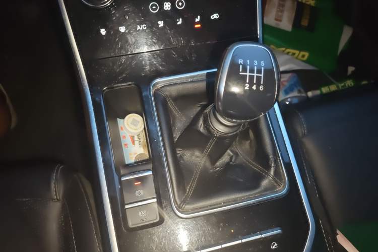 Used Chery Tiggo 8 2019 1.5 TCI Manual Elite Model Gear Lever