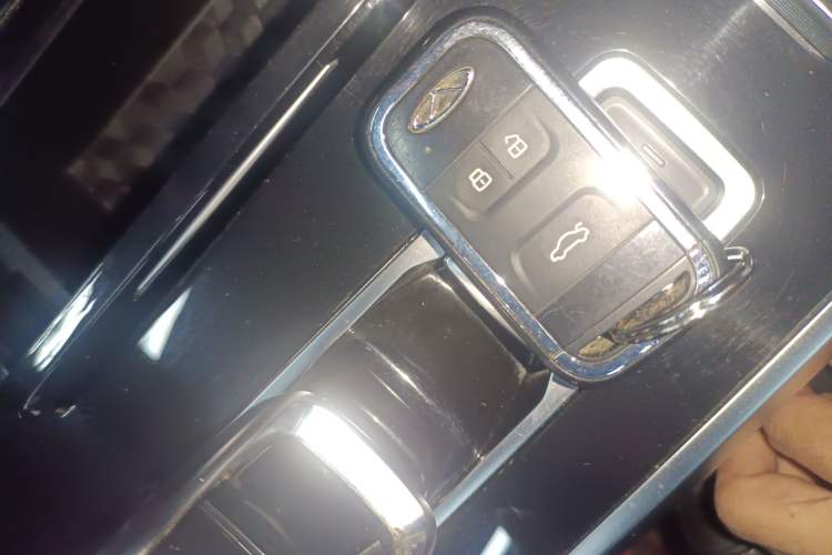 Used Chery Tiggo 8 2019 1.6 TGDI Automatic Luxury Model Interior 1