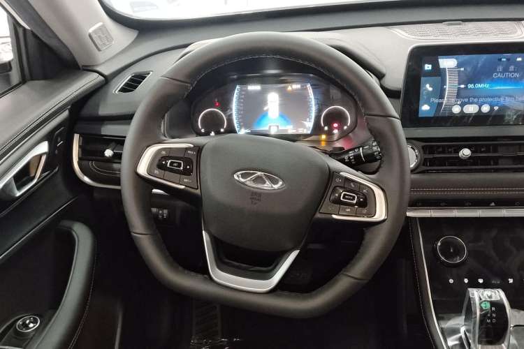 Used Chery Tiggo 8 2024 1.5 TCI Automatic New Dynamic 7-Seater Interior 2