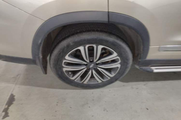 Used Chery Tiggo 8 2019 1.6 TGDI Automatic Luxury Model Right Rear Wheel Hub