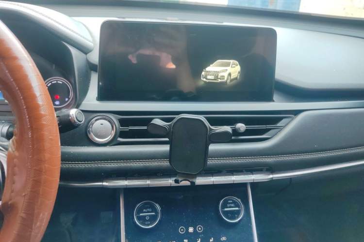 Used Chery Tiggo 8 2018 1.5 TCI Manual Luxury 7-Seater Audio And AC Panel