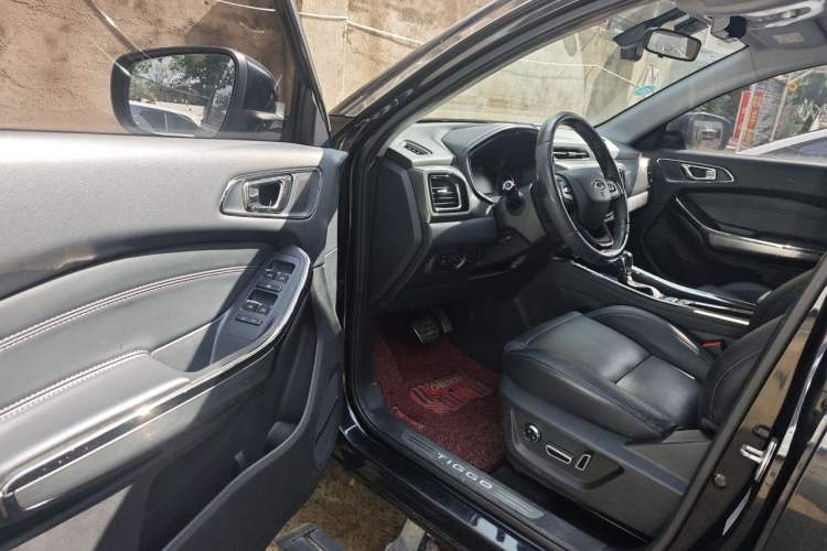 Used Chery Tiggo 8 2018 1.5 TCI Automatic Flagship 7-Seater Driver Seat