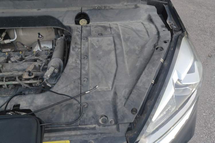 Used Chery Tiggo 8 2018 1.5 TCI Manual Prestige 7-Seater Engine Bay Left