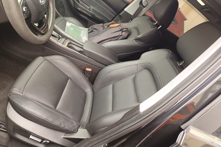 Used Chery Tiggo 8 2018 1.5 TCI Automatic Prestige 7-Seater Left Front Seat