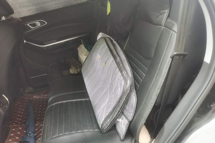 Used Chery Tiggo 8 2018 1.5 TCI Manual Luxury 5-Seater Left Rear Seat