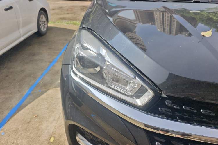 Used Chery Tiggo 8 2018 1.5 TCI Automatic Flagship 7-Seater Right Front Headlight