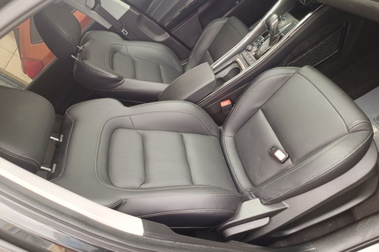 Used Chery Tiggo 8 2018 1.5 TCI Automatic Prestige 7-Seater Right Front Seat