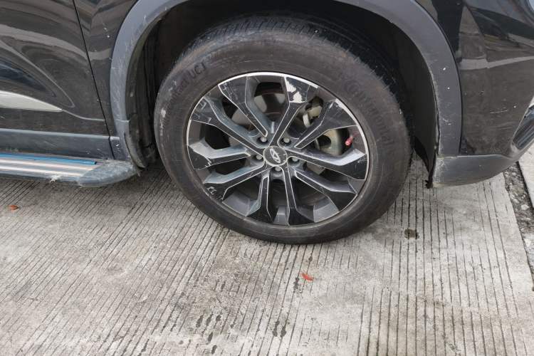 Used Chery Tiggo 8 2018 1.5 TCI Automatic Prestige 7-Seater Right Front Wheel Hub