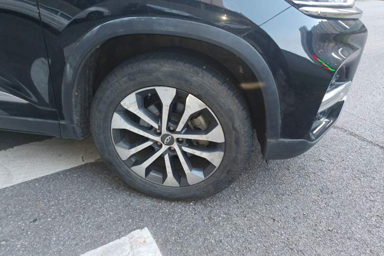 Used Chery Tiggo 8 2018 1.5 TCI Manual Prestige 7-Seater Right Front Wheel Hub