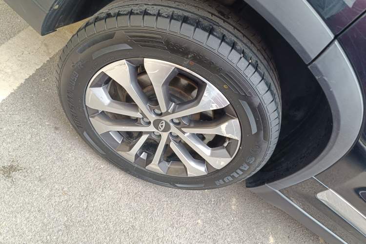 Used Chery Tiggo 8 2018 1.5 TCI Automatic Prestige 7-Seater Right Rear Wheel Hub