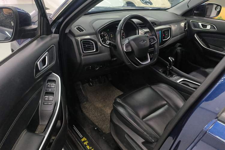 Used Chery Tiggo 8 2018 1.5 TCI Manual Special Edition 5-seater Driver Seat
