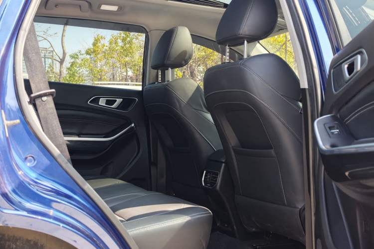 Used Chery Tiggo 8 2018 1.5 TCI Automatic Exclusive Edition 7-Seater Interior 1