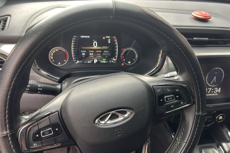Used Chery Tiggo 8 2018 1.5 TCI Automatic Prestige 5-Seater Interior 4