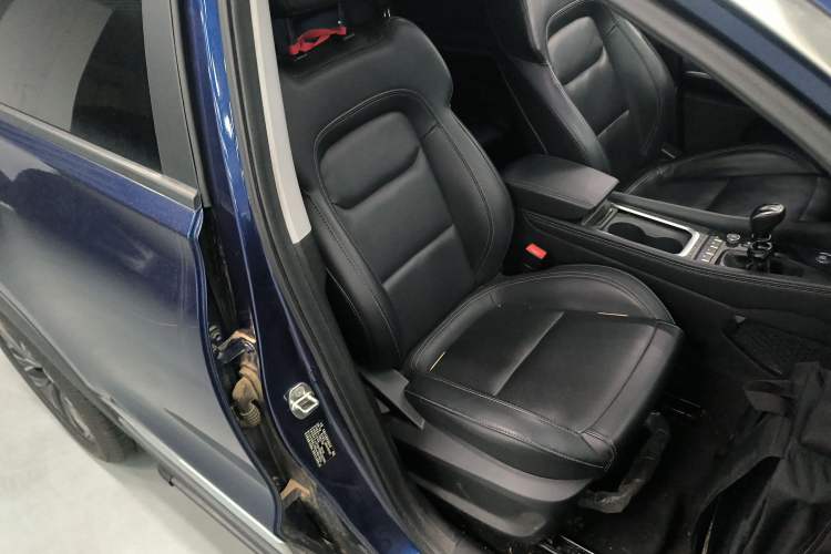 Used Chery Tiggo 8 2018 1.5 TCI Manual Special Edition 5-seater Right Front Seat