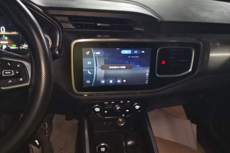 Used Chery Tiggo 8 2018 1.5 TCI Automatic Luxury 7-Seater Audio And AC Panel
