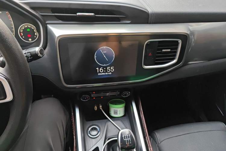 Used Chery Tiggo 8 2018 1.5 TCI Manual Luxury 5-Seater Audio And AC Panel