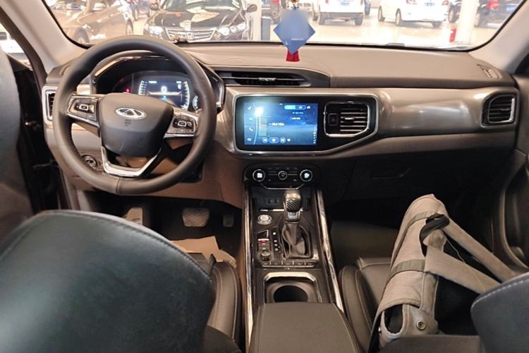 Used Chery Tiggo 8 2018 1.5 TCI Automatic Prestige 5-Seater Center Console