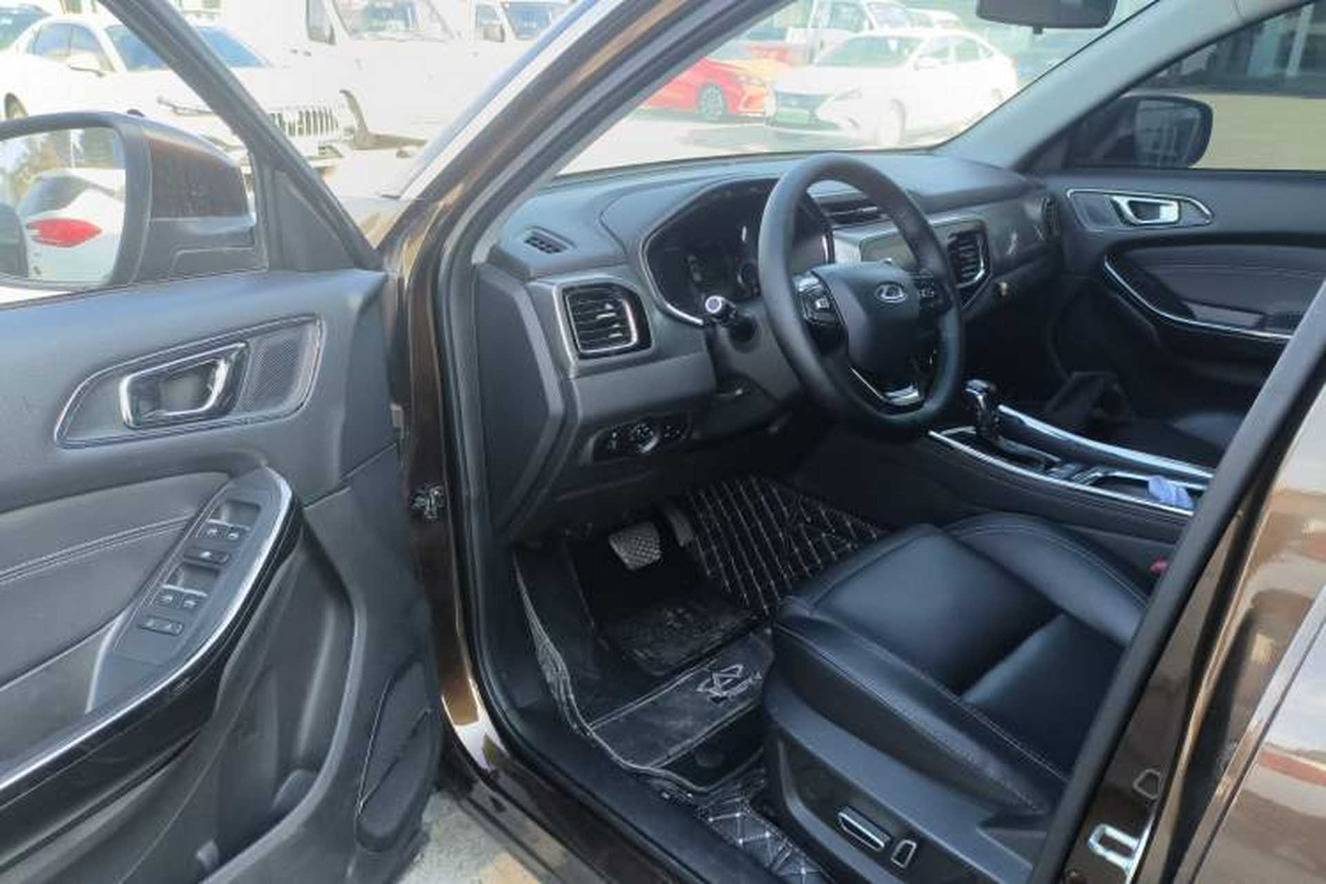 Used Chery Tiggo 8 2018 1.5 TCI Automatic Prestige 5-Seater Driver Seat