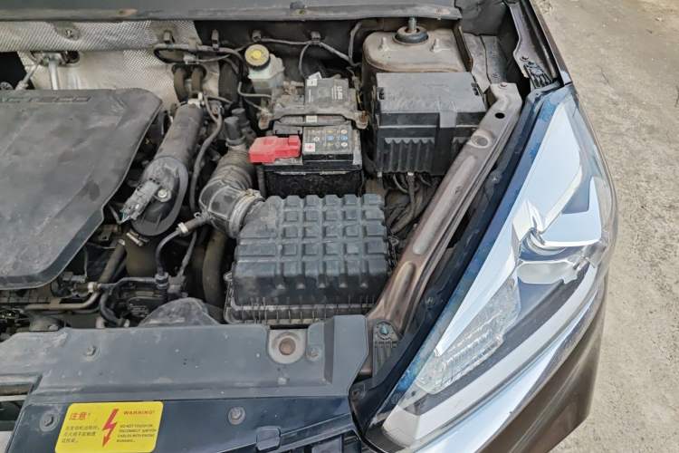 Used Chery Tiggo 8 2018 1.5 TCI Manual Luxury 5-Seater Engine Bay Left
