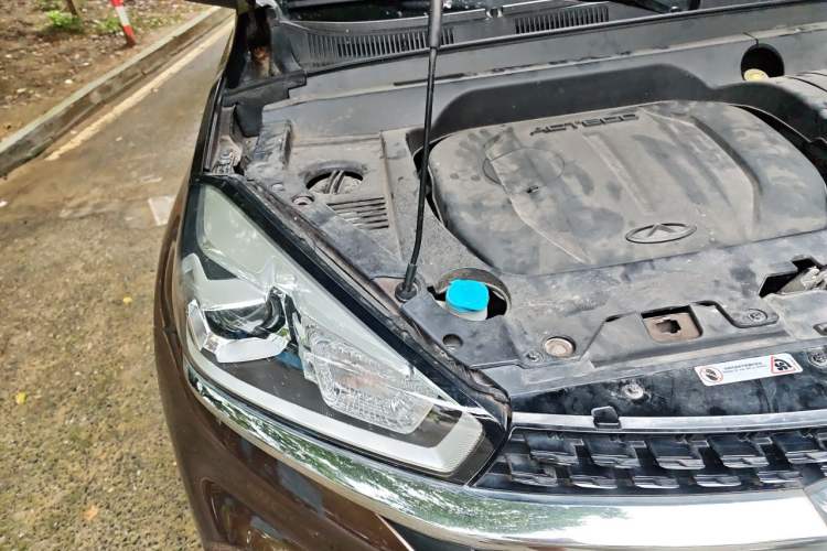 Used Chery Tiggo 8 2018 1.5 TCI Automatic Prestige 5-Seater Engine Bay Right