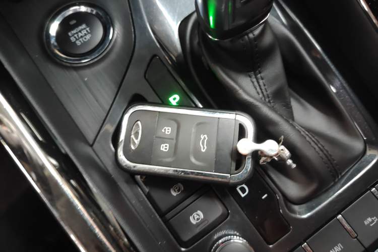 Used Chery Tiggo 8 2018 1.5 TCI Automatic Prestige 5-Seater Interior 1