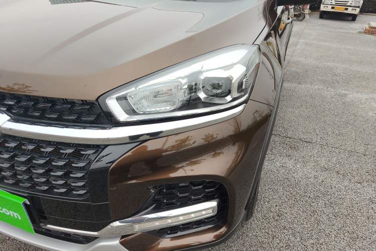 Used Chery Tiggo 8 2018 1.5 TCI Automatic Prestige 5-Seater Left Front Headlight