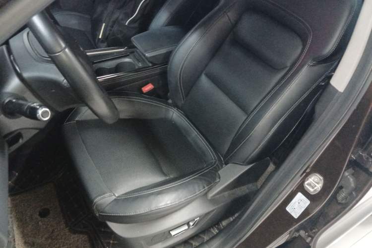 Used Chery Tiggo 8 2018 1.5 TCI Manual Luxury 5-Seater Left Front Seat
