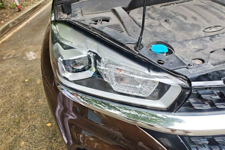 Used Chery Tiggo 8 2018 1.5 TCI Automatic Prestige 5-Seater Right Front Headlight
