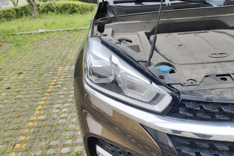Used Chery Tiggo 8 2018 1.5 TCI Automatic Prestige 5-Seater Right Front Headlight