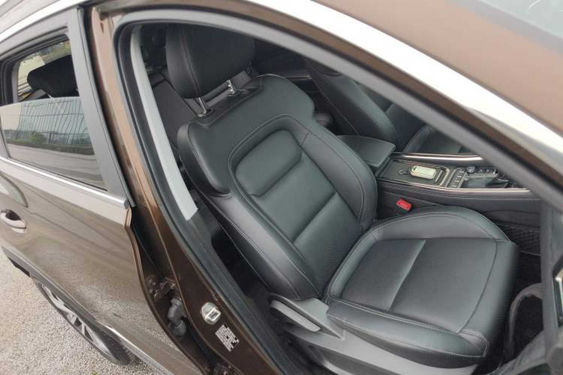 Used Chery Tiggo 8 2018 1.5 TCI Automatic Prestige 5-Seater Right Front Seat