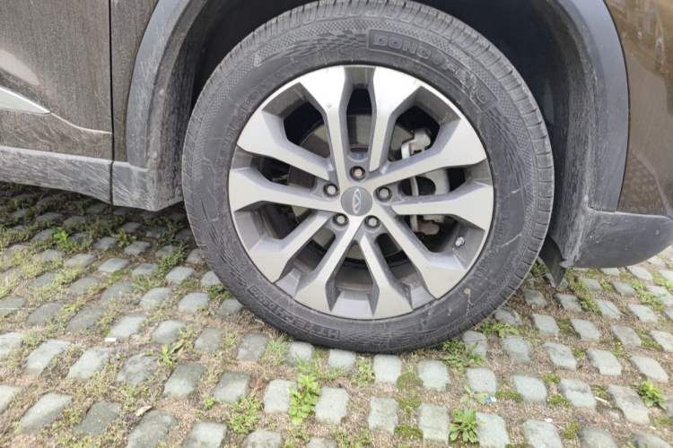 Used Chery Tiggo 8 2018 1.5 TCI Automatic Prestige 5-Seater Right Front Wheel Hub