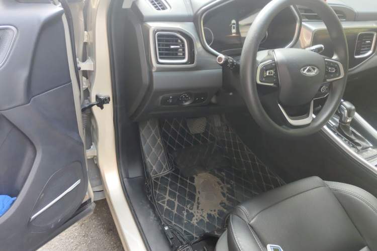 Used Chery Tiggo 8 2018 1.5 TCI Automatic Luxury Model 5 Seats Driver Seat