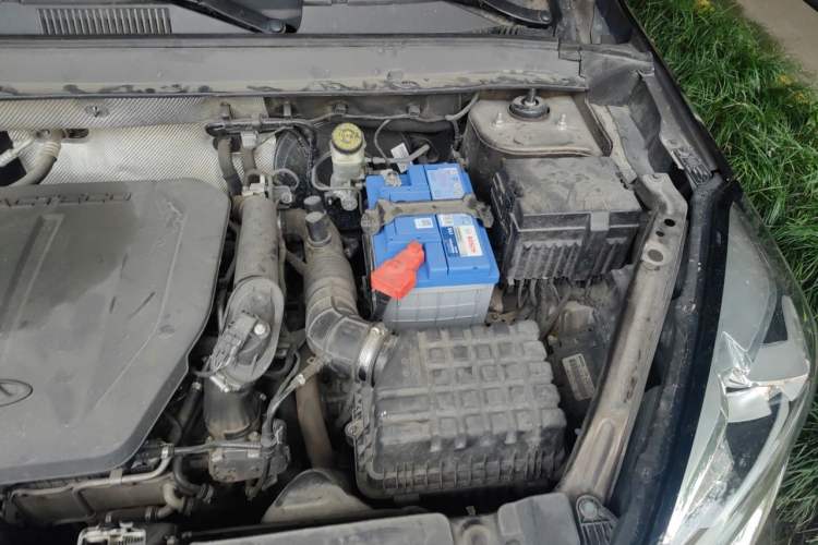 Used Chery Tiggo 8 2018 1.5 TCI Manual Luxury 5-Seater Engine Bay Left