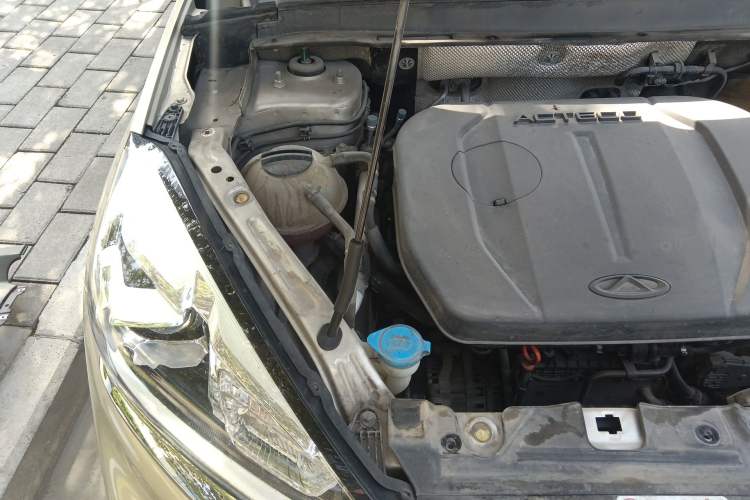 Used Chery Tiggo 8 2018 1.5 TCI Automatic Prestige 5-Seater Engine Bay Right