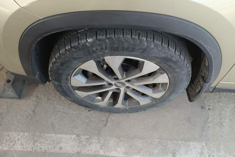 Used Chery Tiggo 8 2018 1.5 TCI Automatic Prestige 5-Seater Left Front Wheel Hub