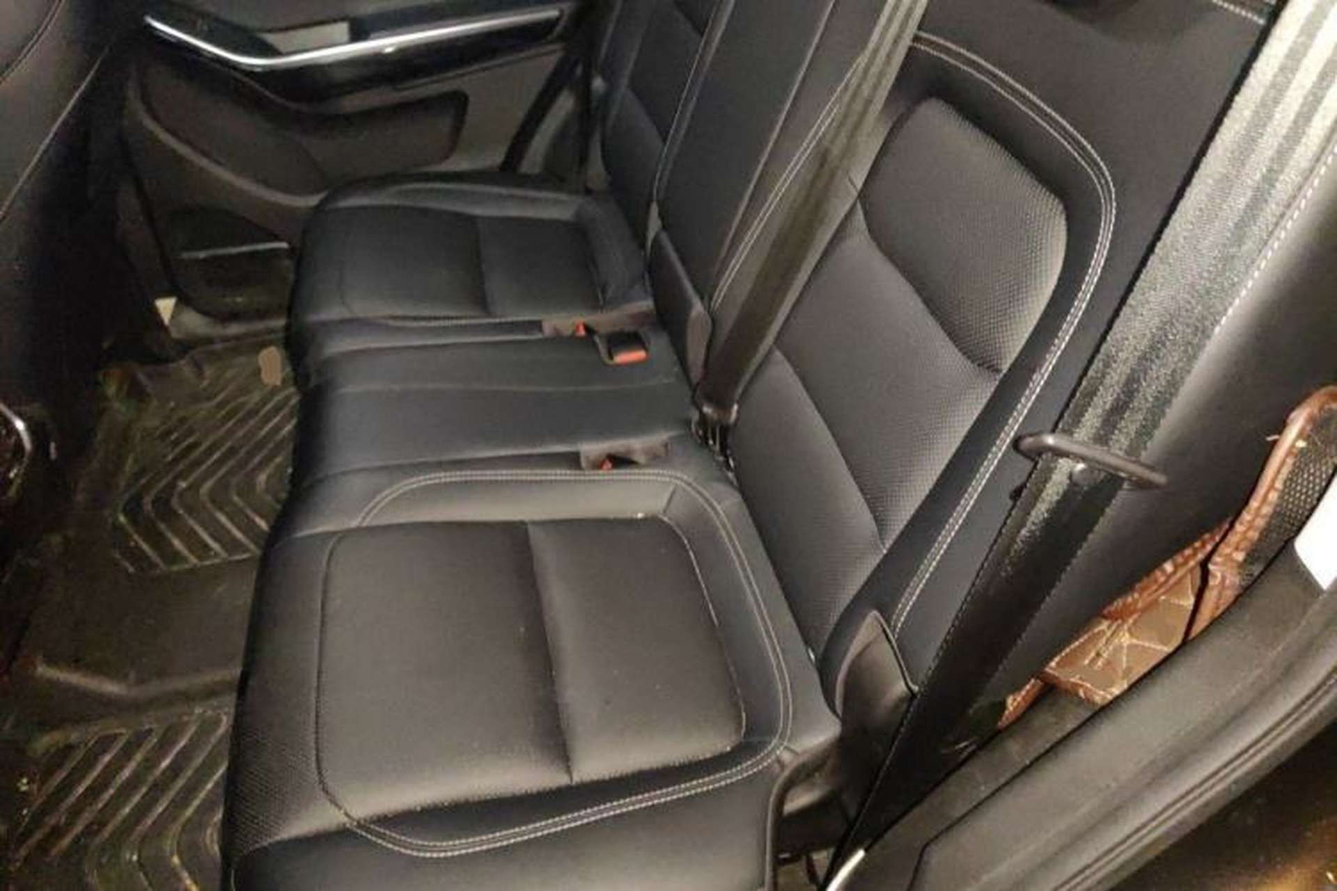 Used Chery Tiggo 8 2018 1.5 TCI Manual Luxury 5-Seater Left Rear Seat