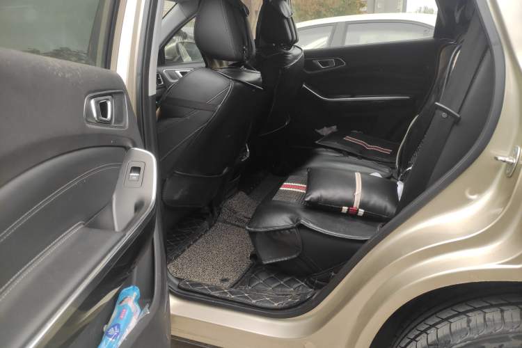Used Chery Tiggo 8 2018 1.5 TCI Automatic Luxury Model 5 Seats Left Rear Seat