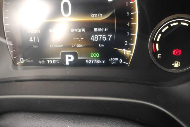 Used Chery Tiggo 8 2018 1.5 TCI Automatic Luxury Model 5 Seats Odometer Close Up