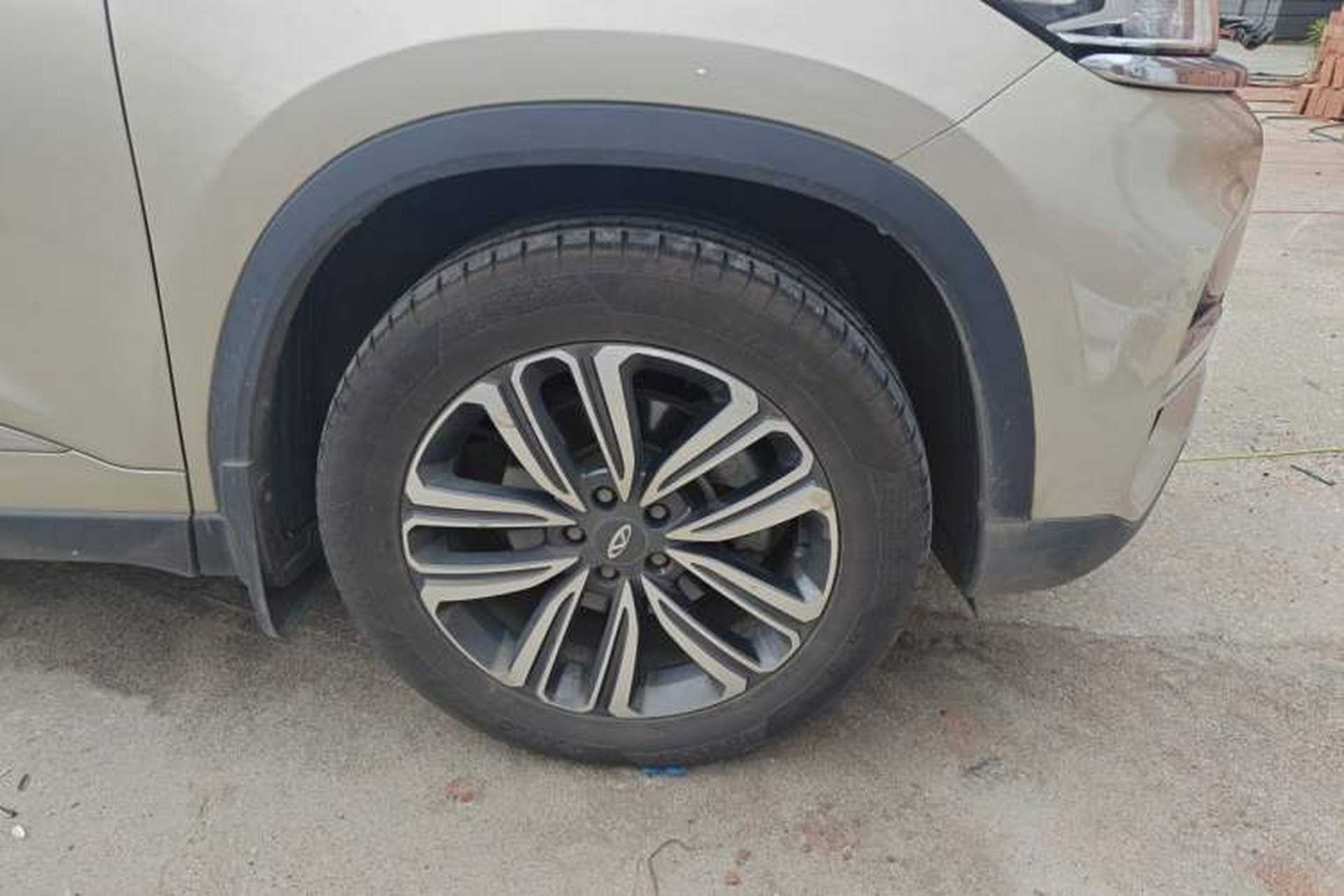 Used Chery Tiggo 8 2018 1.5 TCI Automatic Luxury 7-Seater Right Front Wheel Hub