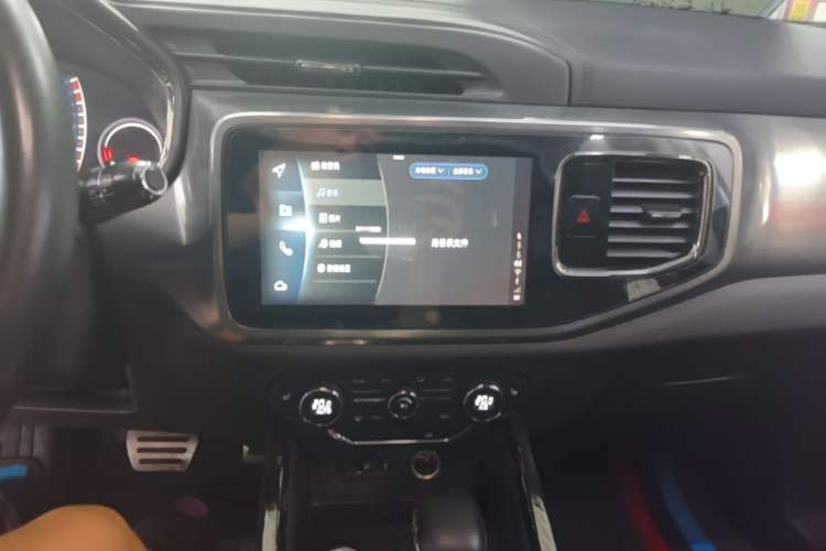 Used Chery Tiggo 8 2018 1.5 TCI Automatic Flagship Model 5-Seater Audio And AC Panel