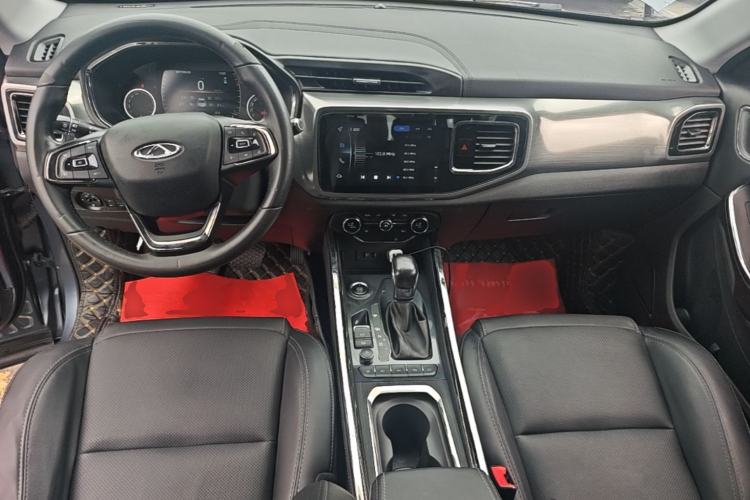 Used Chery Tiggo 8 2018 1.5 TCI Automatic Prestige 7-Seater Center Console