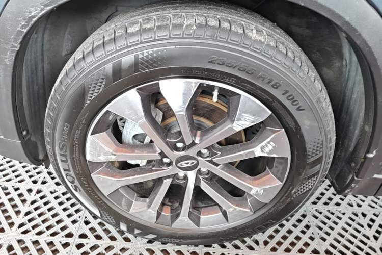 Used Chery Tiggo 8 2018 1.5 TCI Automatic Prestige 5-Seater Left Front Wheel Hub