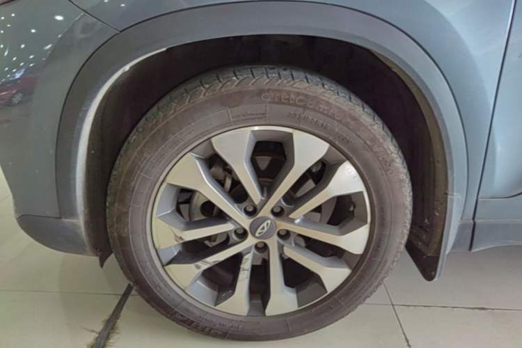 Used Chery Tiggo 8 2018 1.5 TCI Automatic Prestige 7-Seater Left Front Wheel Hub
