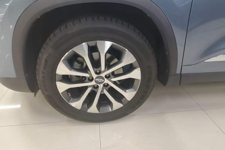 Used Chery Tiggo 8 2018 1.5 TCI Automatic Flagship Model 5-Seater Left Front Wheel Hub