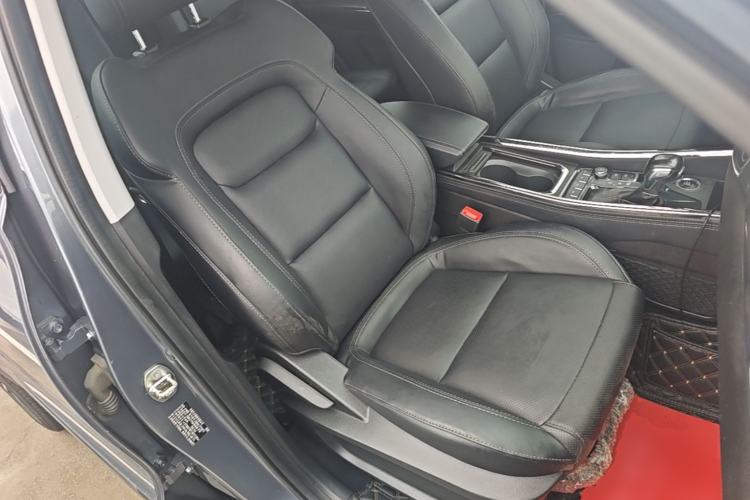 Used Chery Tiggo 8 2018 1.5 TCI Automatic Prestige 7-Seater Right Front Seat