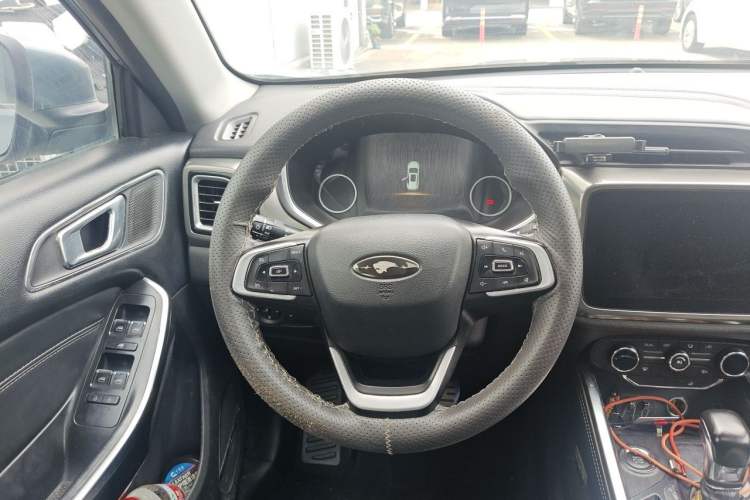 Used Chery Tiggo 8 2018 1.5 TCI Automatic Luxury Model 5 Seats Steering Wheel