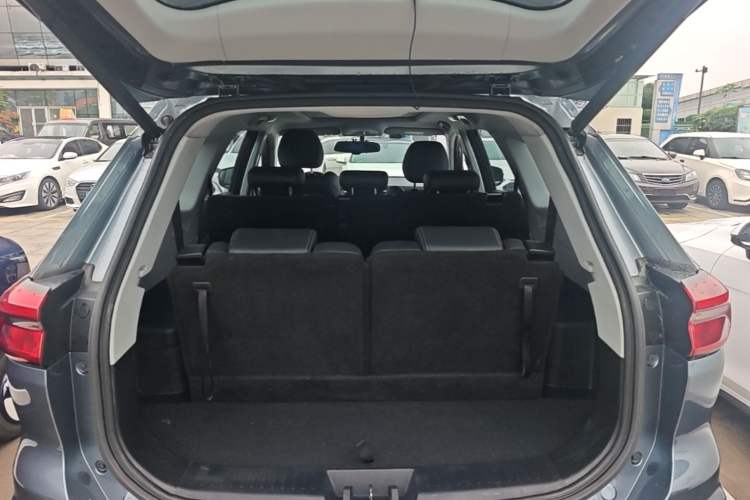 Used Chery Tiggo 8 2018 1.5 TCI Automatic Prestige 7-Seater Trunk